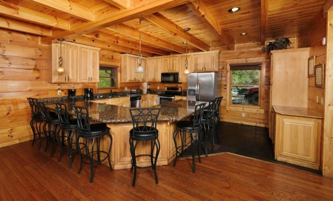 Smoky Vista Lodge セバービル エクステリア 写真